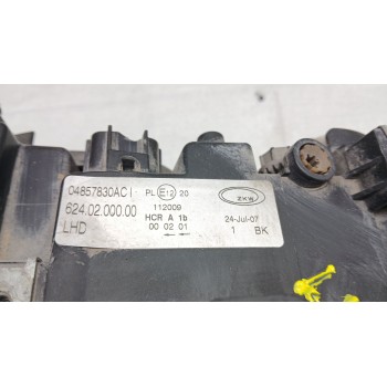 Recambio de faro derecho para chrysler voyager iv (rg, rs) 2.8 crd referencia OEM IAM 6240200000 04857830ac 
