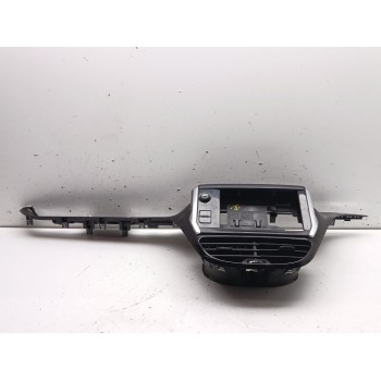 Recambio de aireador para peugeot 208 i (ca_, cc_) 1.2 gpl referencia OEM IAM 9672848677 9672846077 