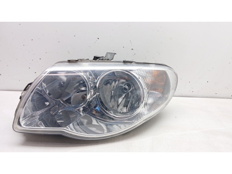Recambio de faro izquierdo para chrysler voyager iv (rg, rs) 2.8 crd referencia OEM IAM 6240100000 04857831ac 