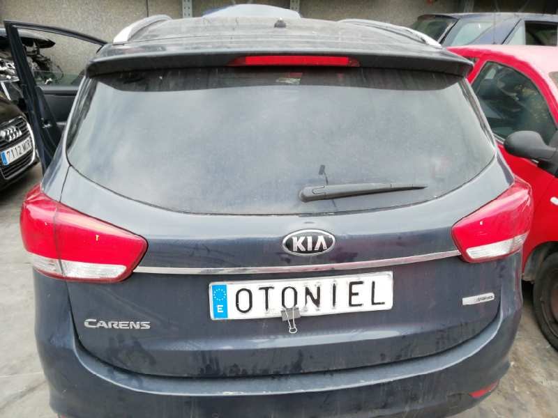 Recambio de porton trasero para kia carens ( ) basic referencia OEM IAM 73700A4040  