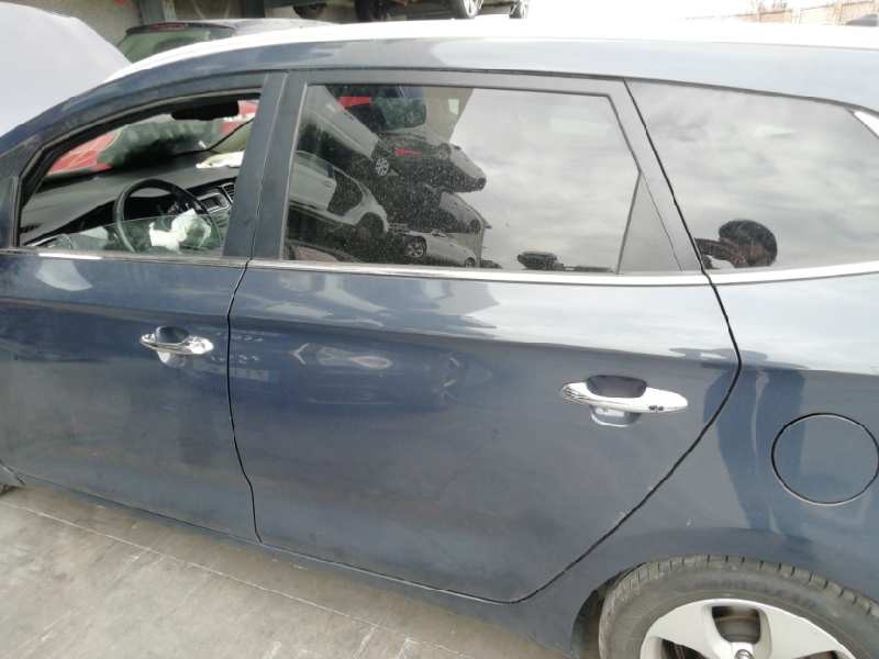 Recambio de puerta trasera izquierda para kia carens ( ) basic referencia OEM IAM 77003A4050  