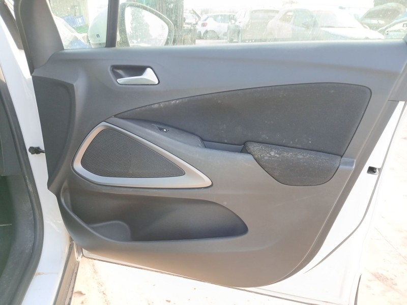 Recambio de guarnecido puerta delantera derecha para opel crossland x / crossland (p17, p2qo) 1.2 (75) referencia OEM IAM   