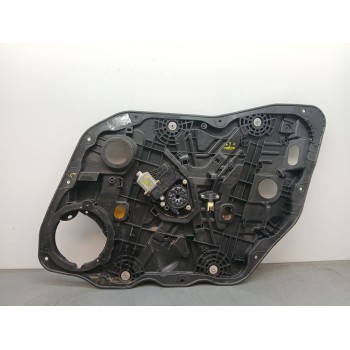 ELEVALUNAS DELANTERO DERECHO 