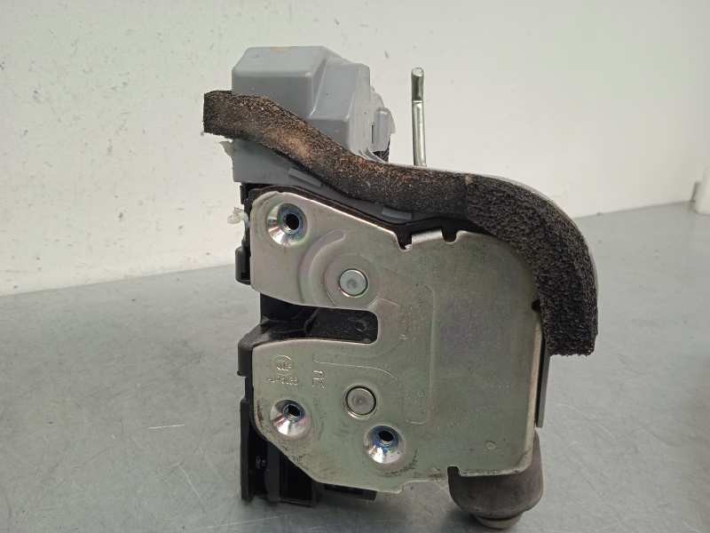 Recambio de cerradura puerta trasera derecha para hyundai i20 basis blue referencia OEM IAM 81420C8020  4 PINS