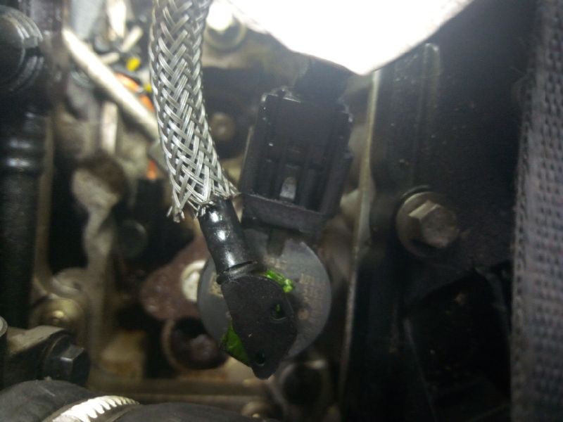 Recambio de inyector para ford fiesta (cb1) trend referencia OEM IAM 0445110339  