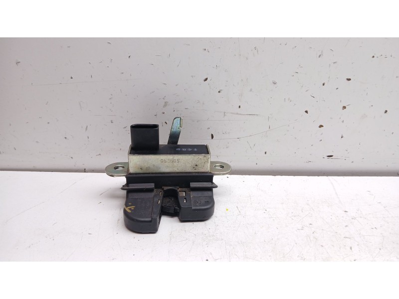 Recambio de cerradura maletero / porton para seat altea (5p1) 1.9 tdi referencia OEM IAM 5P0827505G9B9 5p0827505c 