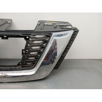 Recambio de rejilla paragolpes central para nissan qashqai iii (j12) 1.3 dig-t referencia OEM IAM 623106FR0C  