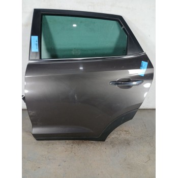 PUERTA TRASERA IZQUIERDA 77003D3000 