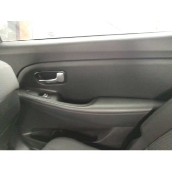 GUARNECIDO PUERTA TRASERA DERECHA 