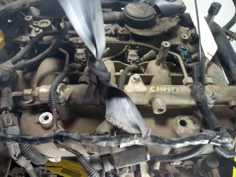 Recambio de rampa inyectora para chrysler voyager (rg) 2.5 crd cat referencia OEM IAM 0445214041  