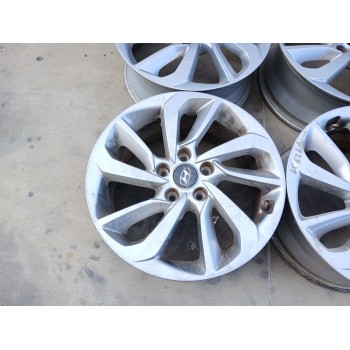 JUEGO LLANTAS 7JX17H2 ET51 52910D7260 17 pulgadas