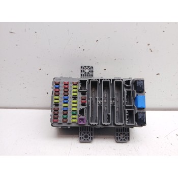 CAJA RELES / FUSIBLES 37832ln 