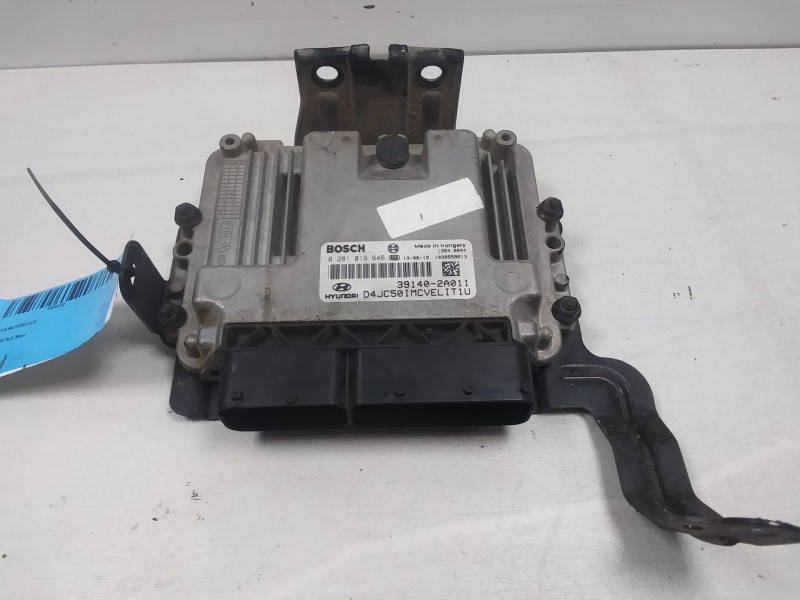 Recambio de centralita motor uce para hyundai ix20 sle blue referencia OEM IAM 391402A011  0281019646