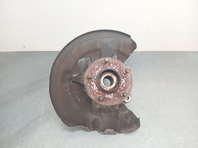 Recambio de mangueta delantera derecha para ford kuga i 2.0 tdci referencia OEM IAM 1674670 8v413k170ad 