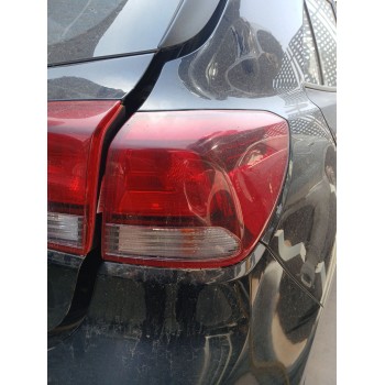 Recambio de piloto trasero derecho para kia rio iv (yb, sc, fb) 1.25 referencia OEM IAM 92402h8  