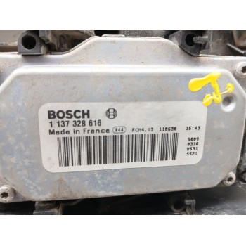 Recambio de electroventilador para seat leon (1p1) 1.6 tdi referencia OEM IAM 1k0121203an 1137328616 3136613363