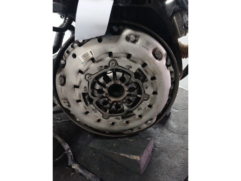 Recambio de volante motor para renault scenic iii bose edition referencia OEM IAM 302101178R  