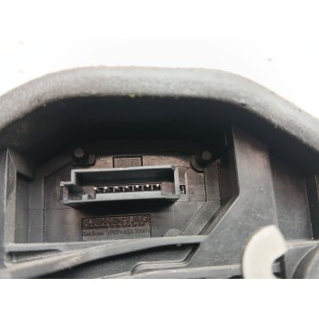 Recambio de cerradura puerta trasera derecha para bmw serie 1 berlina (e81/e87) 118d referencia OEM IAM 7167070  