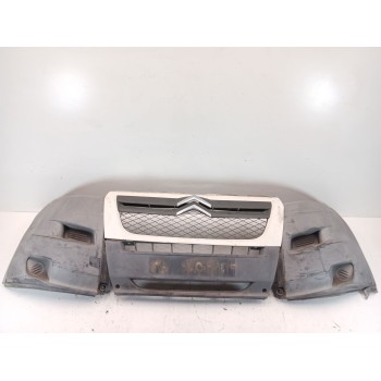 PARAGOLPES DELANTERO 