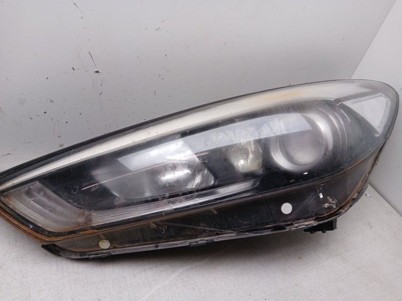 Recambio de faro izquierdo para hyundai tucson (tl, tle) 1.7 crdi referencia OEM IAM 92101D7100 D792121110 DAÑADO