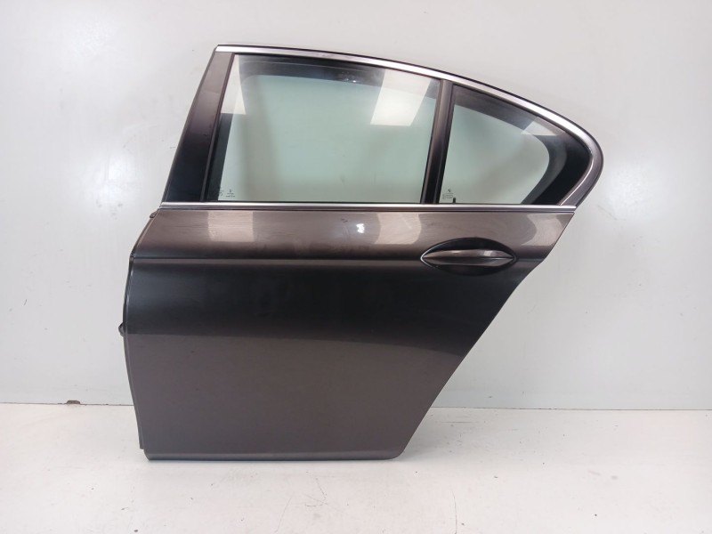 Recambio de puerta trasera izquierda para bmw 5 (f10) 520 d referencia OEM IAM 41009628755  