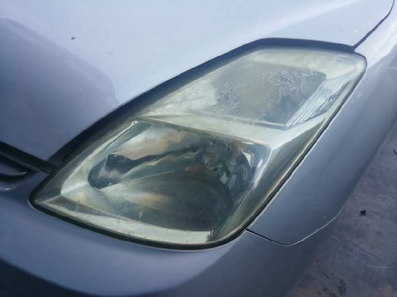 Recambio de faro izquierdo para toyota prius (nhw20) basis referencia OEM IAM 8117047090 PARA PULIR 