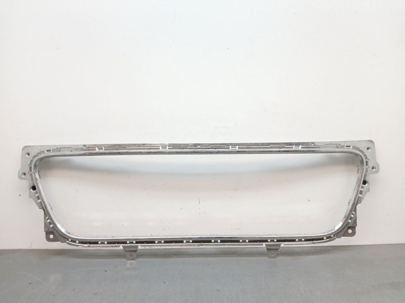 Recambio de rejilla paragolpes delantero para bentley flying spur (4w_) 6.0 w12 referencia OEM IAM 3SE807977  