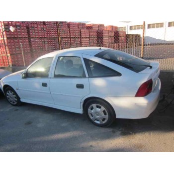 OPEL VECTRA B BERLINA