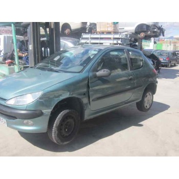 peugeot 206 berlina del año 2000