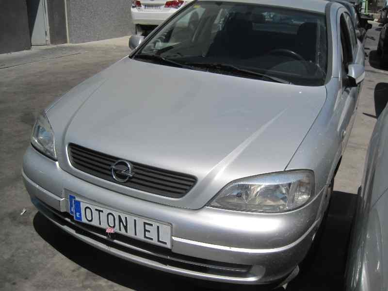 opel astra g berlina del año 1999