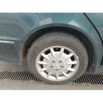 mercedes-benz clase e (w210) berlina del año 2000