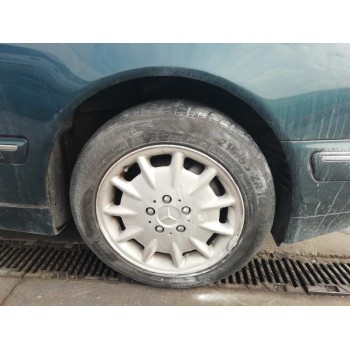 mercedes-benz clase e (w210) berlina del año 2000