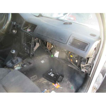 volkswagen golf iv berlina (1j1) del año 1999