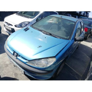 peugeot 206 berlina del año 2000