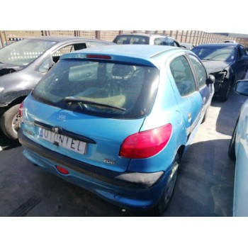 peugeot 206 berlina del año 2000