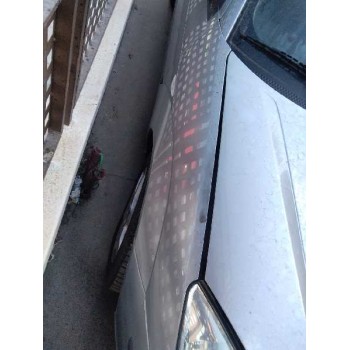 ford focus berlina (cak) del año 2004