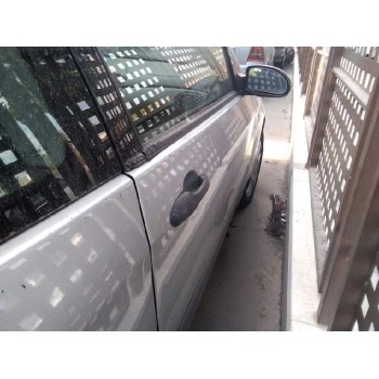 ford focus berlina (cak) del año 2004