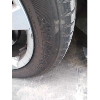 ford focus berlina (cak) del año 2004