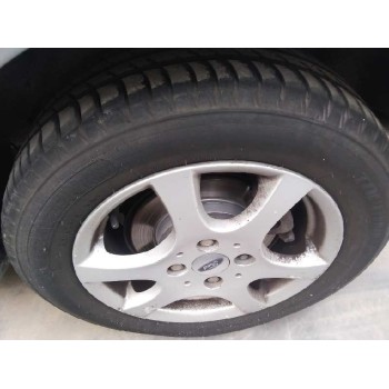 ford focus berlina (cak) del año 2004