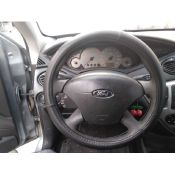 ford focus berlina (cak) del año 2004