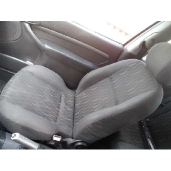 ford focus berlina (cak) del año 2004