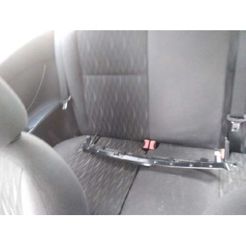 ford focus berlina (cak) del año 2004