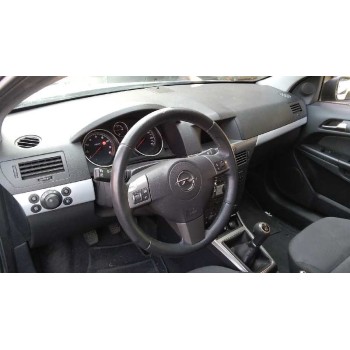 opel astra gtc del año 2006