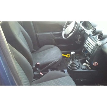 ford fiesta (cbk) del año 2004