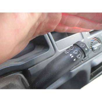 ford escort berlina del año 1991