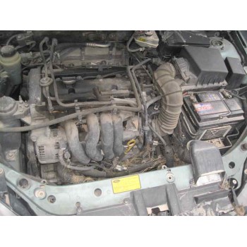 ford focus berlina (cak) del año 2000