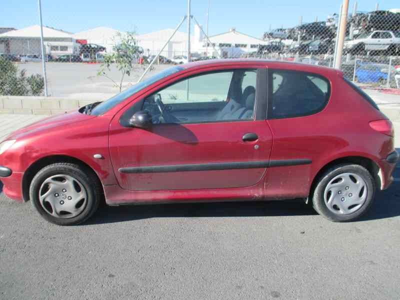 peugeot 206 berlina del año 1999
