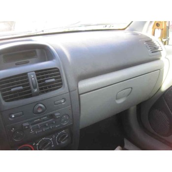 renault clio ii fase ii (b/cb0) del año 2001