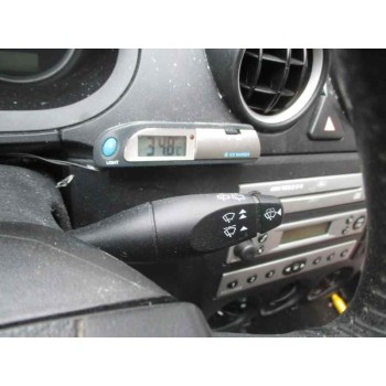 ford fiesta (cbk) del año 2004