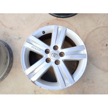 Recambio de llanta para toyota auris sport referencia OEM IAM HL42813  
